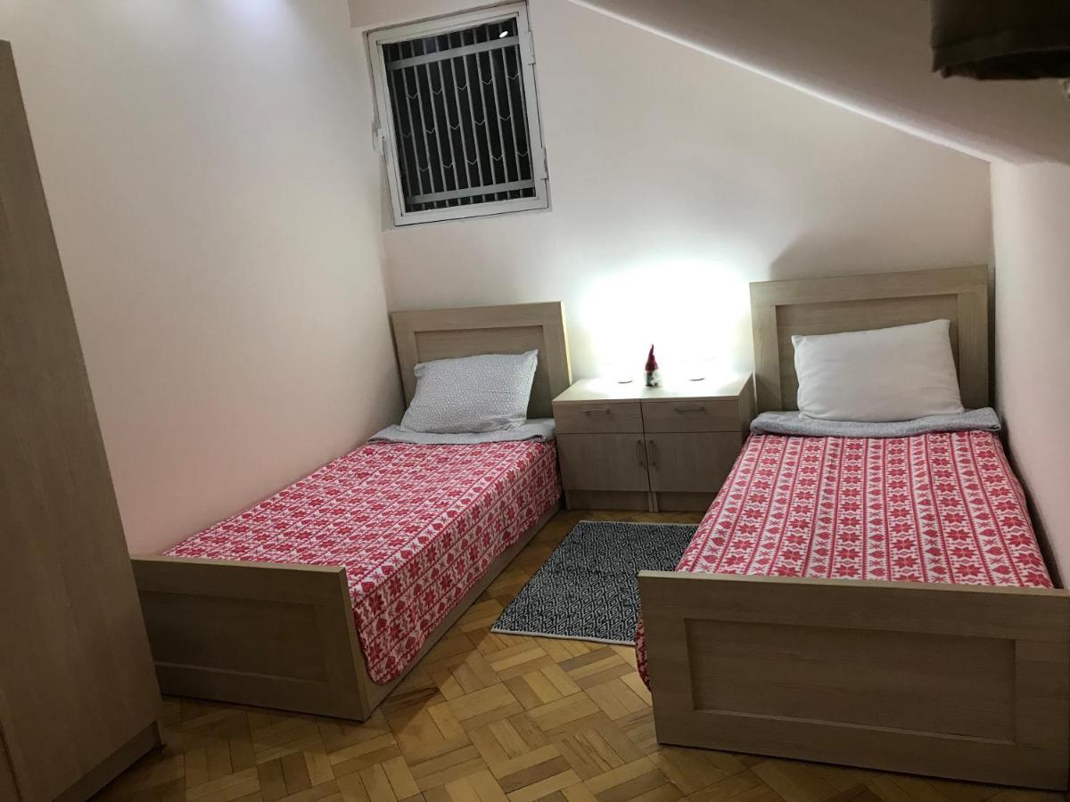 Apartment On Botanikuri Tbilisi Ngoại thất bức ảnh
