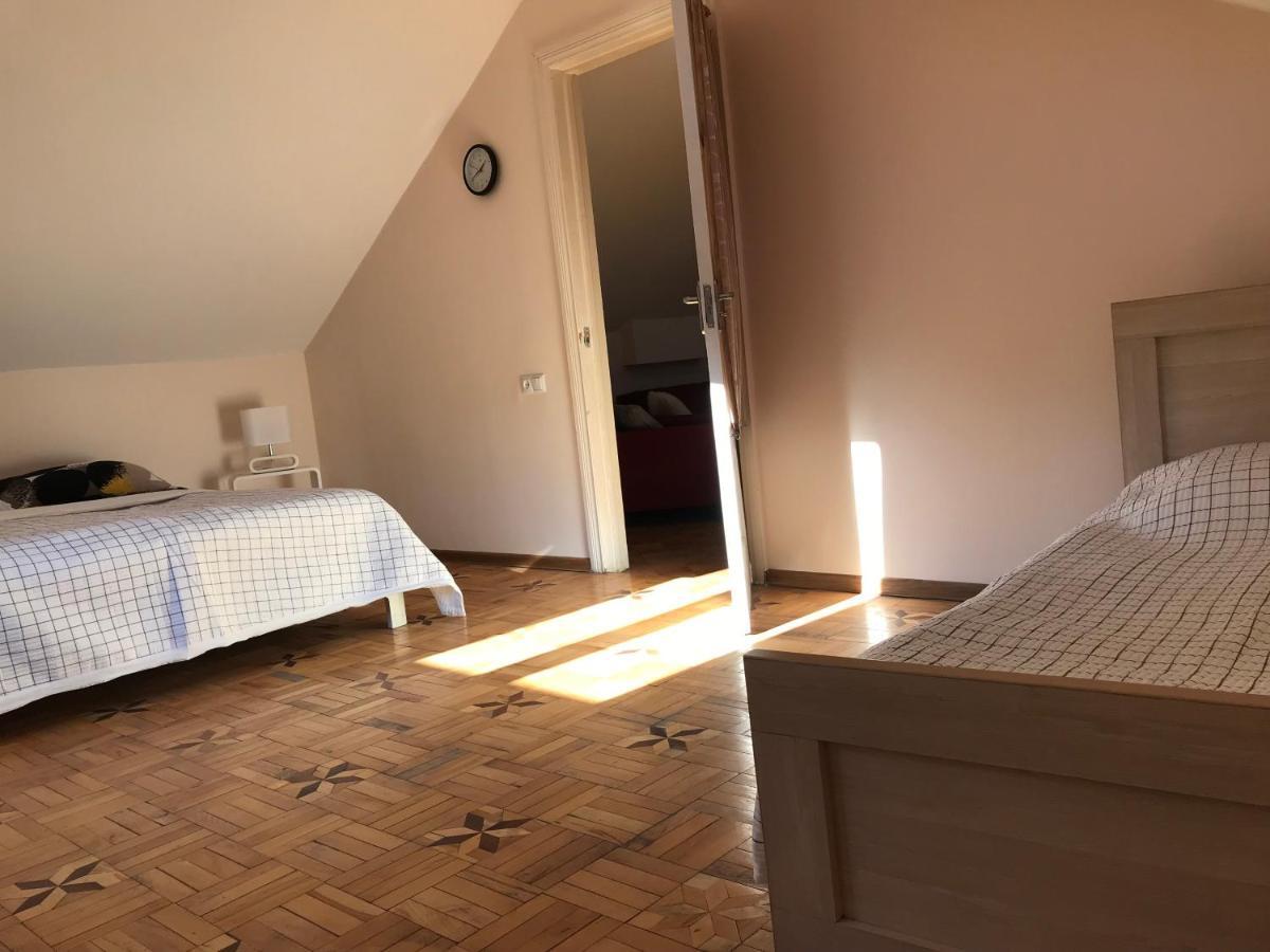 Apartment On Botanikuri Tbilisi Ngoại thất bức ảnh