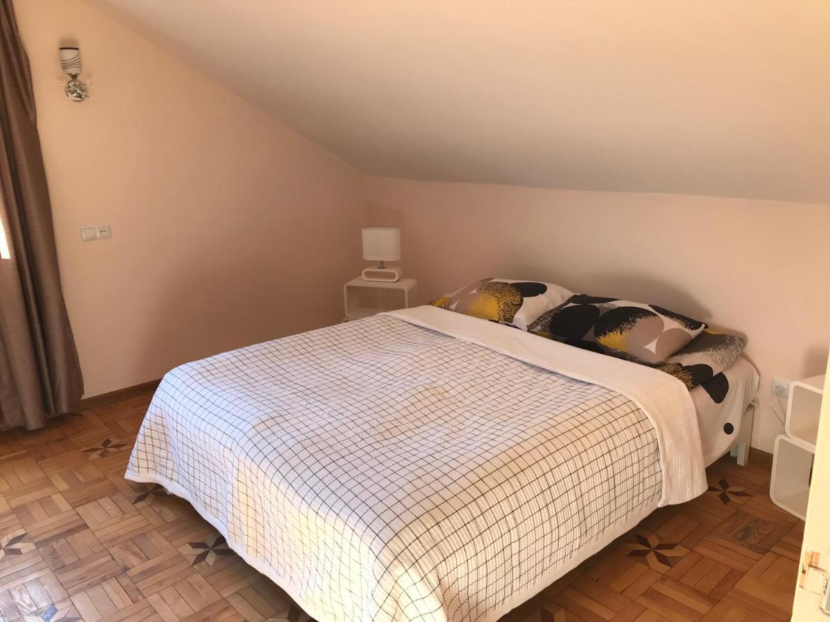Apartment On Botanikuri Tbilisi Ngoại thất bức ảnh