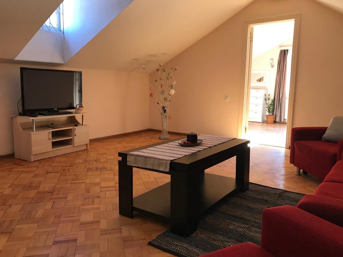 Apartment On Botanikuri Tbilisi Ngoại thất bức ảnh