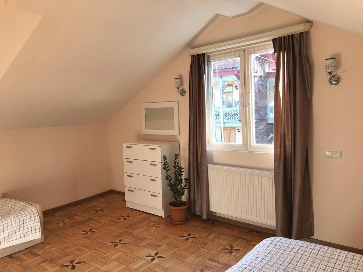 Apartment On Botanikuri Tbilisi Ngoại thất bức ảnh